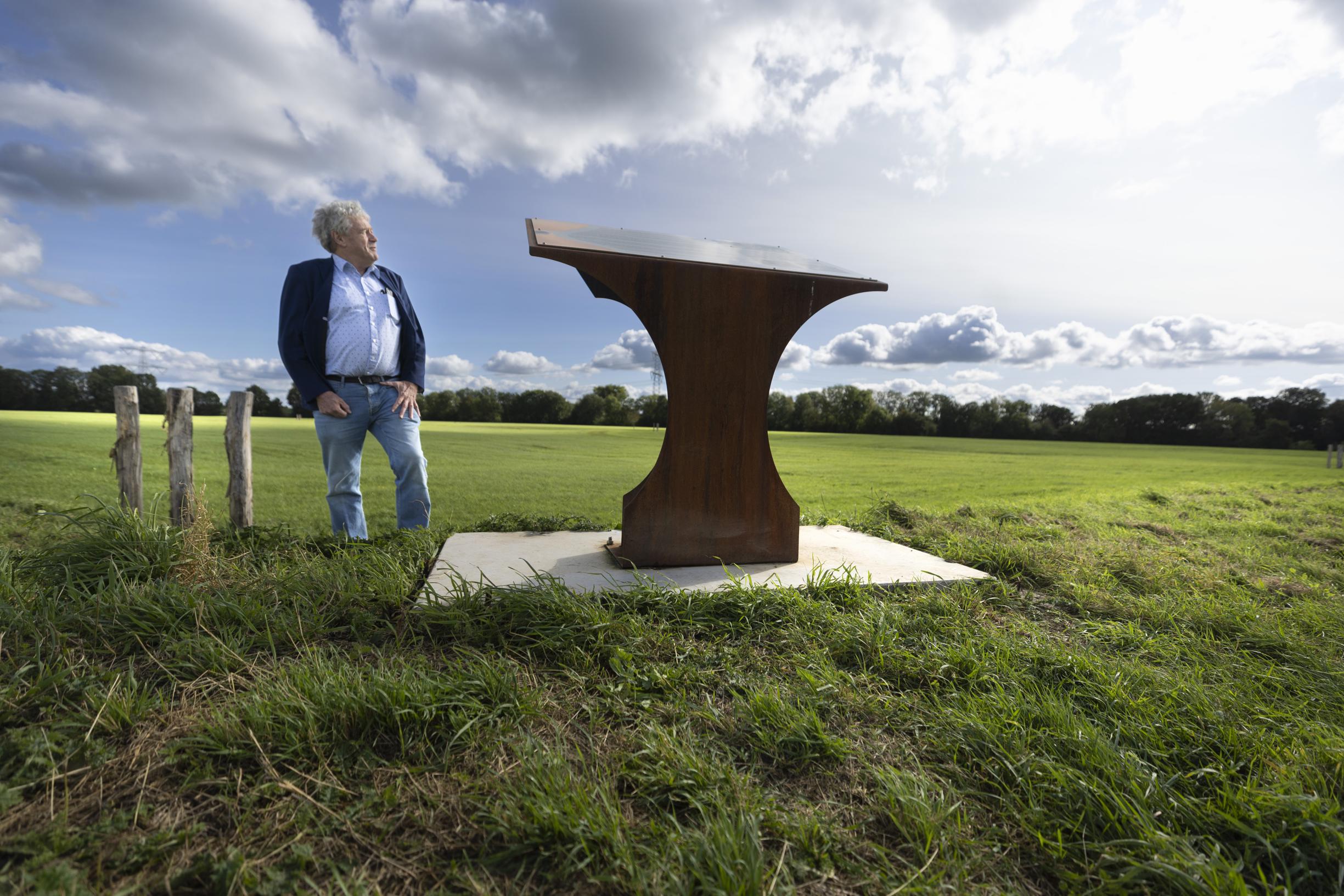 Contouren van imposant Fort Cantelmo weer zichtbaar in landschap bij Roosteren